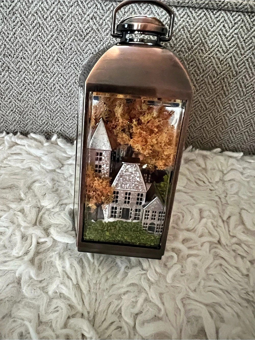 Bath & Body Works Light Up 24/7 Wallflower Diffuser Plug in Autumn Fall Lantern